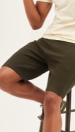 https://dacdn.damensch.com/damensch/swatches/1053881_assure-green-casual-shorts_swatch.jpg