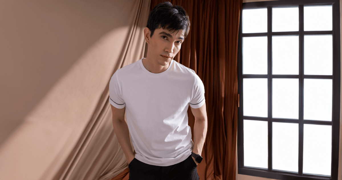 Elevate Your Office Wardrobe: 5 Trendy Ways to Style DaMENSCH's White T Shirt